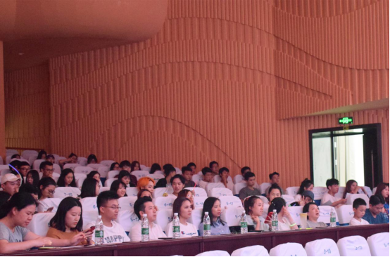 首届“美苑好声音”歌手大赛圆满落幕