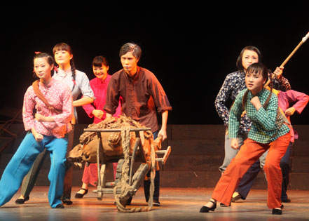 《永不凋谢的姊妹花》获省第三届大学生艺术展演一等奖