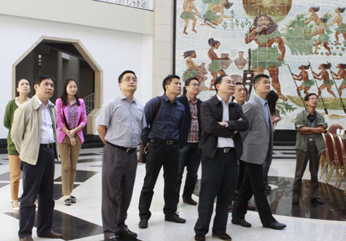 院长鲁雁飞一行赴浏阳考察、商谈演出合作