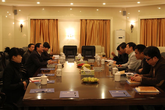 省委教育工委宣传部部长曾力勤来威廉官网视察