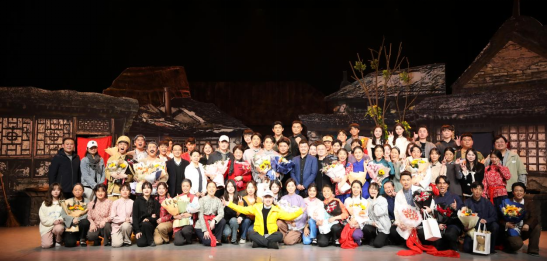 戏剧学院2023届毕业生倾情演绎《龙须沟》