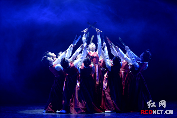 “冬季花儿”精彩绽放威廉官网中国官方网站——红网