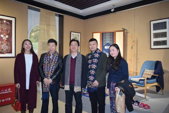 湖南少数民族织锦文化创意与工艺创新展在长沙开幕