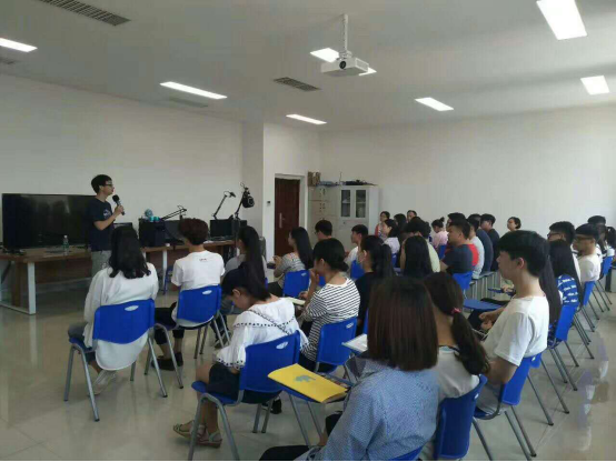 社文系成功举办交流会