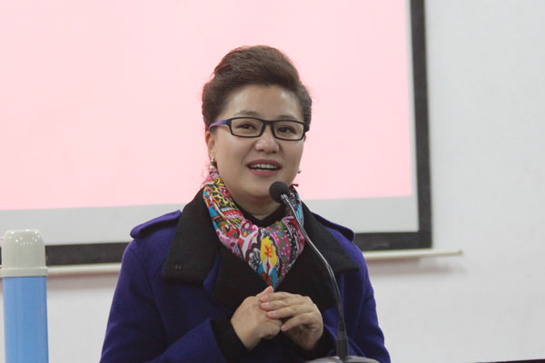 王丽达回母校为音乐系师生进行讲学