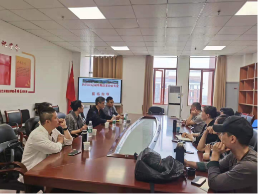 学院入围荷花奖作品《我想对您说》举行专家研讨会