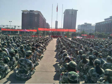 学院举办2019级新生消防安全教育活动