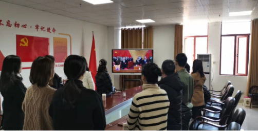 学院师生集中收看湖南省第十二次党代会开幕式