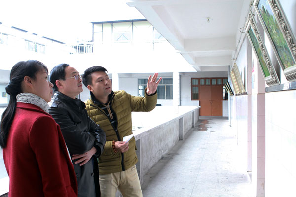 美术系黄智强同学个人油画展开展