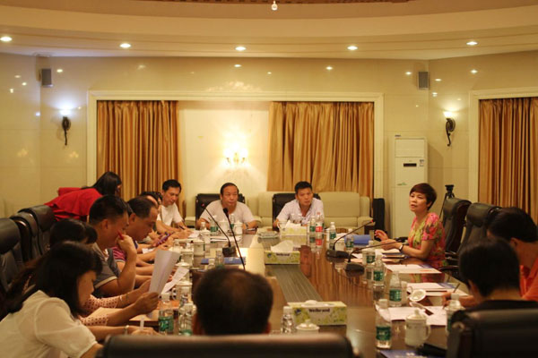 我院召开党支部书记会议部署党建工作