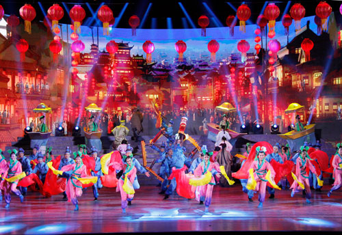 我院联合打造的大型全景花鼓戏《花鼓春秋》激情上演